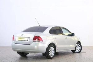 Седан Volkswagen Polo 2012 года, 739000 рублей, Омск