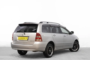 Универсал Toyota Corolla Fielder 2000 года, 589000 рублей, Барнаул