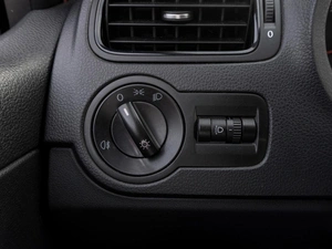 Седан Volkswagen Polo 2013 года, 799000 рублей, Саратов