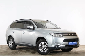 Внедорожник Mitsubishi Outlander 2012 года, 1409000 рублей, Тюмень
