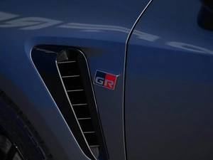 Хетчбэк Toyota Corolla 2023 года, 5608777 рублей, Москва