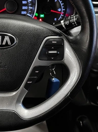 Седан Kia Rio 2016 года, 1100000 рублей, Красноярск