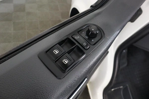 Минивэн Volkswagen Caravelle 2013 года, 2149000 рублей, Пермь