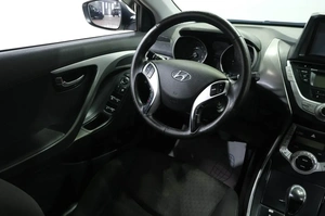 Седан Hyundai Avante 2011 года, 989000 рублей, Новокузнецк