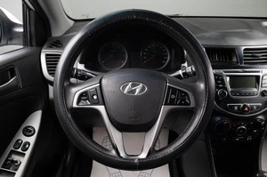 Седан Hyundai Solaris 2016 года, 689000 рублей, Оренбург