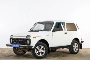 Внедорожник ВАЗ (LADA) 4x4 (Нива) 2015 года, 599000 рублей, Тюмень