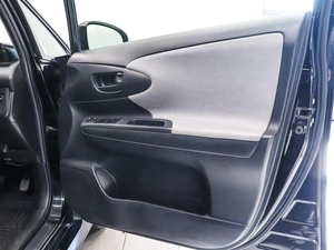 Минивэн Toyota Wish 2010 года, 1210000 рублей, Красноярск