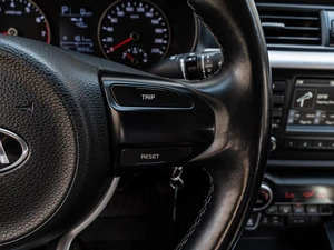 Седан Kia Rio 2017 года, 1355000 рублей, Краснодар