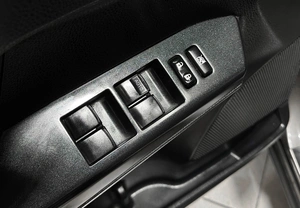Внедорожник Toyota RAV4 2017 года, 2497000 рублей, Красноярск