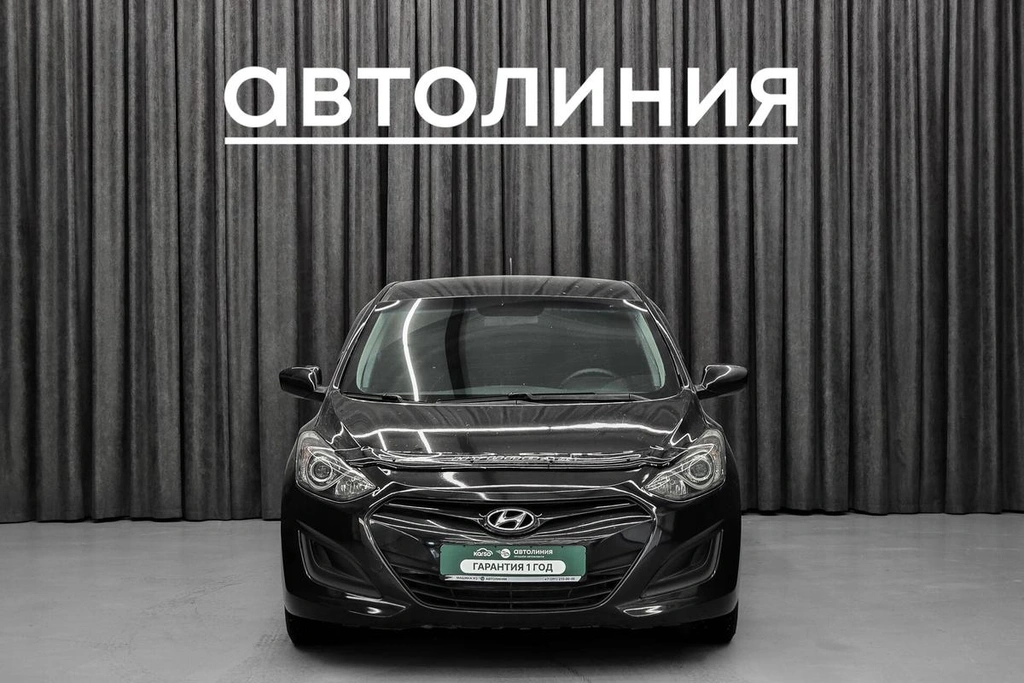 Хетчбэк Hyundai i30 2012 года, 879000 рублей, Красноярск