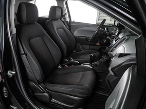 Седан Chevrolet Aveo 2012 года, 575000 рублей, Воронеж