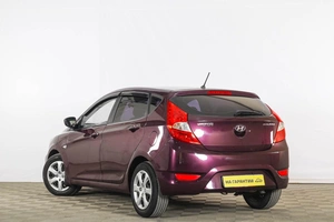Седан Hyundai Solaris 2012 года, 819000 рублей, Тюмень