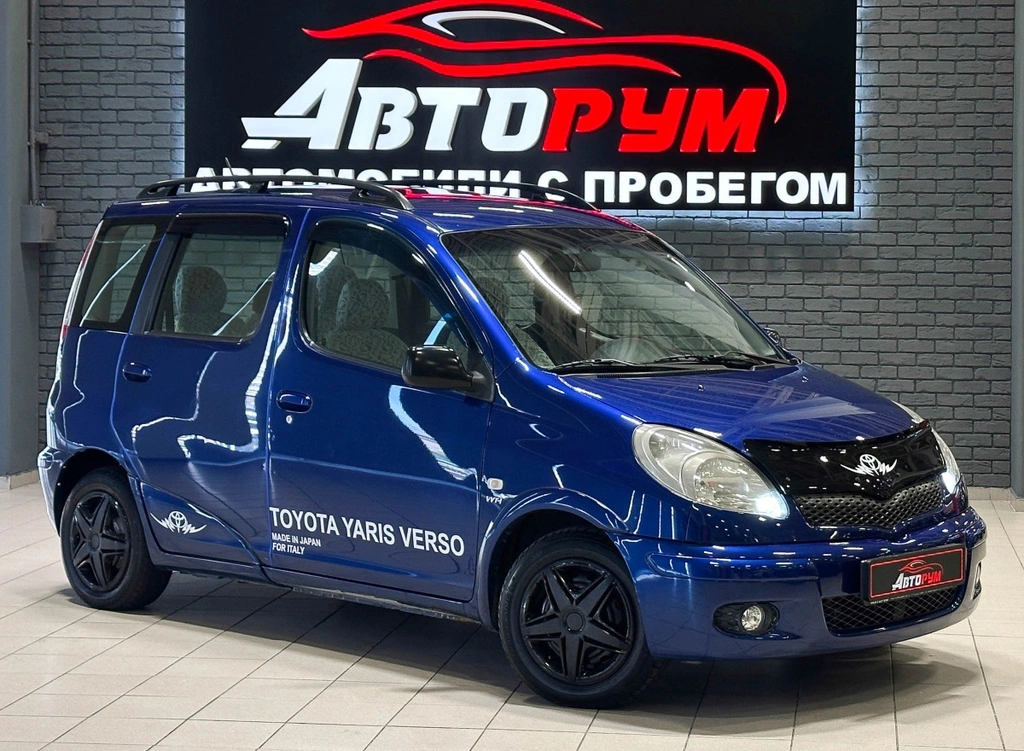 Хетчбэк Toyota Yaris Verso 2003 года, 497000 рублей, Красноярск