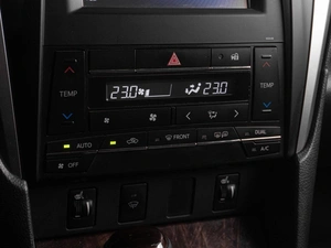 Седан Toyota Camry 2014 года, 2129000 рублей, Тюмень