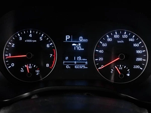 Седан Kia Rio 2021 года, 1300000 рублей, Тюмень