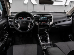 Пикап Mitsubishi L200 2019 года, 1750000 рублей, Краснодар