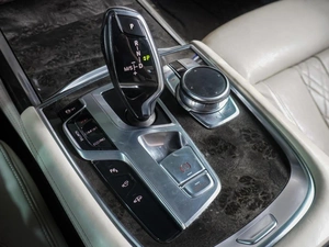 Седан BMW 7 серия 2016 года, 2999000 рублей, Воронеж