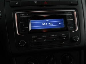 Седан Volkswagen Polo 2015 года, 867077 рублей, Москва