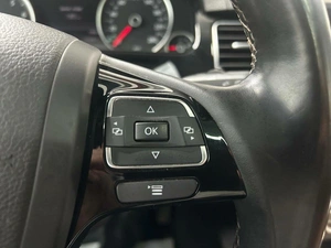 Внедорожник Volkswagen Touareg 2013 года, 2184000 рублей, Красноярск