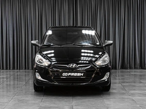 Седан Hyundai Solaris 2012 года, 719000 рублей, Тюмень