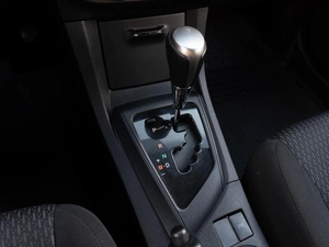 Седан Toyota Corolla 2014 года, 1429000 рублей, Саратов