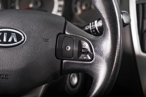Универсал Kia Ceed 2011 года, 989000 рублей, Томск