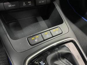 Седан Kia Rio 2018 года, 1355000 рублей, Красноярск