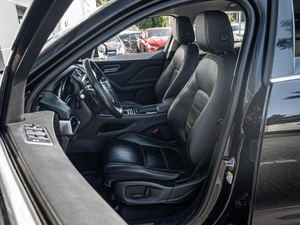 Внедорожник Jaguar F-Pace 2017 года, 2700000 рублей, Краснодар