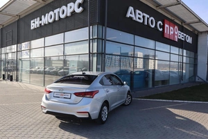 Седан Hyundai Solaris 2018 года, 1255000 рублей, Мирное