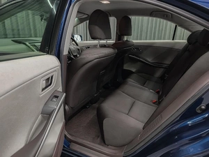 Седан Toyota SAI 2010 года, 1270000 рублей, Красноярск