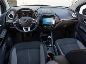 Внедорожник Renault Kaptur 2022 года, 1699000 рублей, Саратов