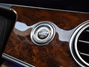 Седан Mercedes-benz E-класс 2016 года, 2850000 рублей, Краснодар