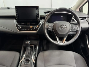 Универсал Toyota Corolla 2019 года, 1720100 рублей, Красноярск