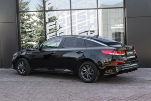 Седан Kia Optima 2019 года, 1999000 рублей, Ульяновск