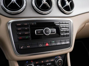 Внедорожник Mercedes-benz GLA-класс 2014 года, 2099046 рублей, Москва
