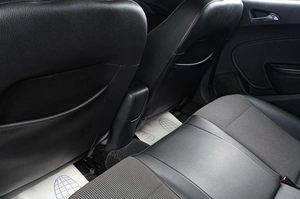 Хетчбэк Opel Astra 2012 года, 949000 рублей, Тюмень
