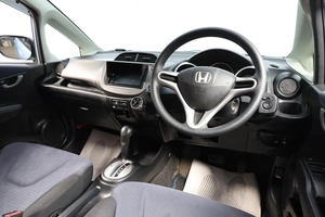 Хетчбэк Honda Fit 2010 года, 729000 рублей, Новосибирск