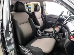 Пикап Mitsubishi L200 2015 года, 1229000 рублей, Тюмень