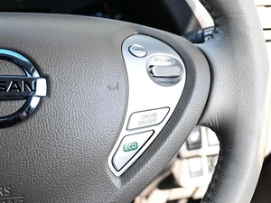 Хетчбэк Nissan Leaf 2016 года, 1197000 рублей, Кирилловка