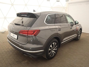 Внедорожник Volkswagen Touareg 2021 года, 3990000 рублей, Орёл