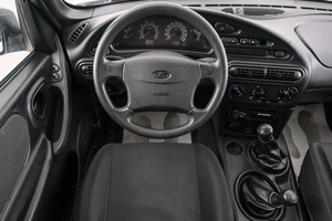 Внедорожник ВАЗ (LADA) Niva Travel 2023 года, 1079000 рублей, Красноярск