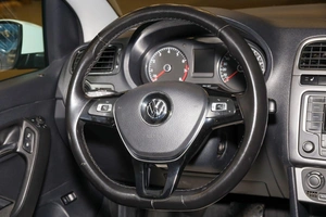 Седан Volkswagen Polo 2018 года, 1449000 рублей, Новосибирск