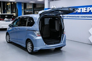 Минивэн Honda Freed 2012 года, 973000 рублей, Солонцы