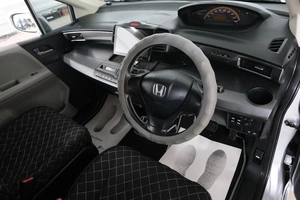 Минивэн Honda Freed 2010 года, 1099000 рублей, Омск