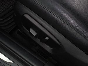 Седан BMW 5 серия 2013 года, 1749000 рублей, Воронеж