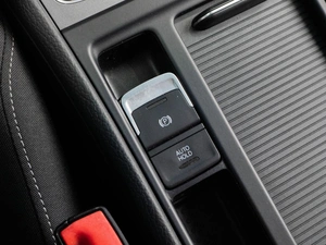 Хетчбэк Volkswagen Golf 2013 года, 979000 рублей, Тюмень