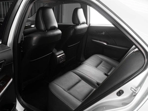 Седан Toyota Camry 2017 года, 2349000 рублей, Тюмень