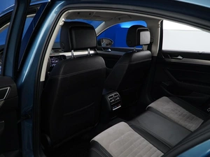 Седан Volkswagen Passat 2017 года, 2449077 рублей, Москва