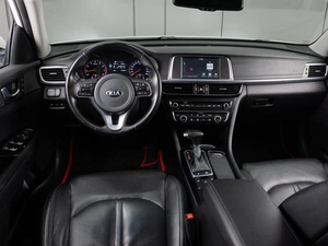 Седан Kia Optima 2017 года, 2139000 рублей, Тюмень