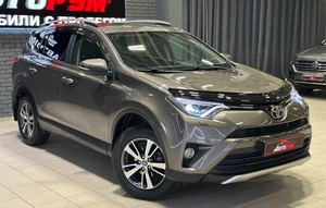 Внедорожник Toyota RAV4 2017 года, 2497000 рублей, Красноярск